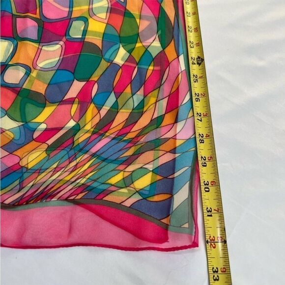 Tickled Pink Silk Oblong Pink Scarf Geometric Print 
New With Tag - Picture 7 of 8